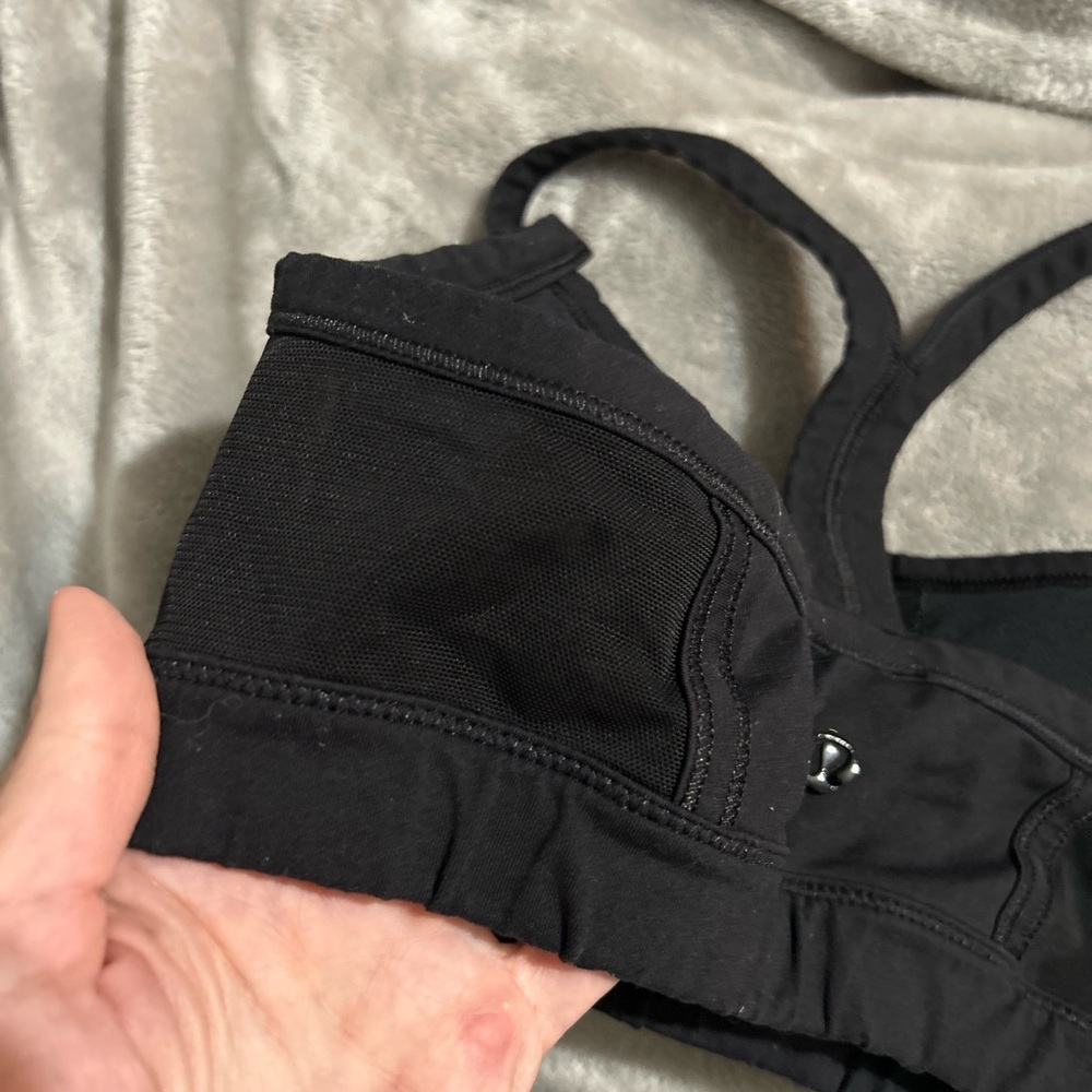 Lululemon Racerback Bra Size 2 - Picture 7 of 9